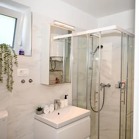 Blue With Free Parking Lejlighed *