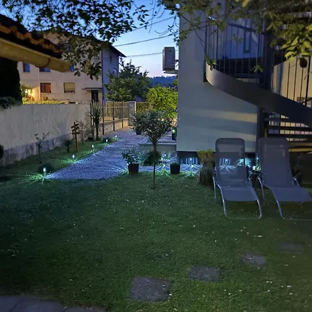 Blue With Free Parking Lejlighed Ljubljana