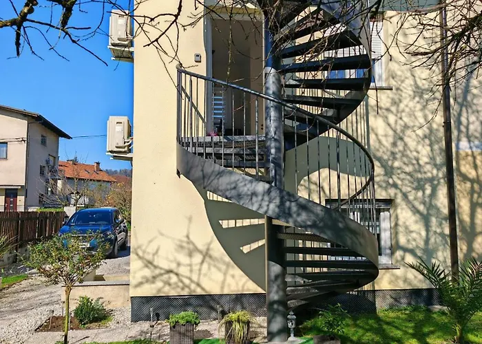 Daire Blue With Free Parking *