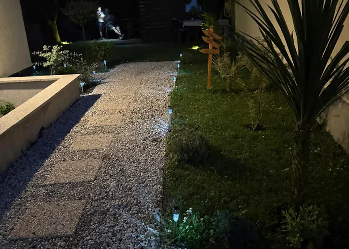 Blue With Free Parking Appartement *